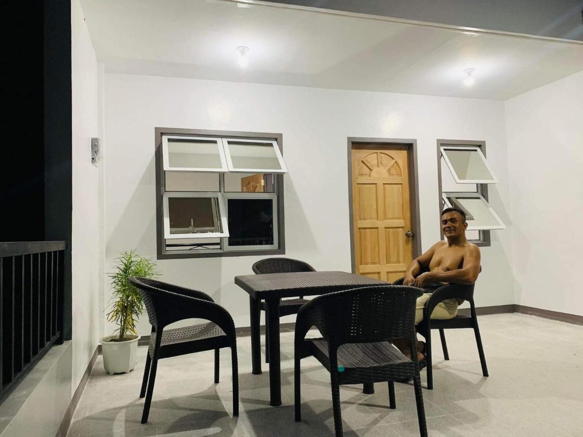 Apartamento Romblon Transient House Exterior foto